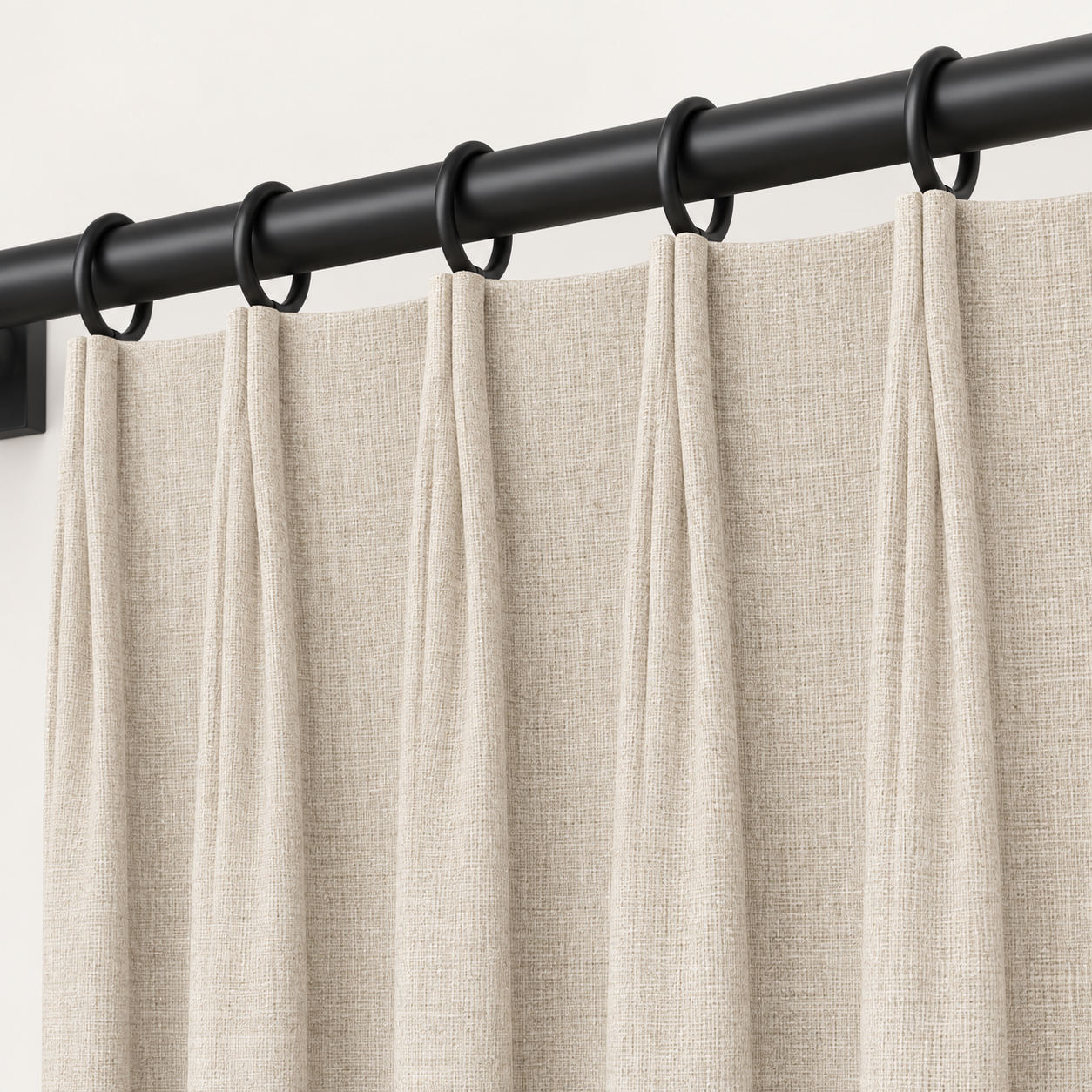 Two-finger Euro pleat